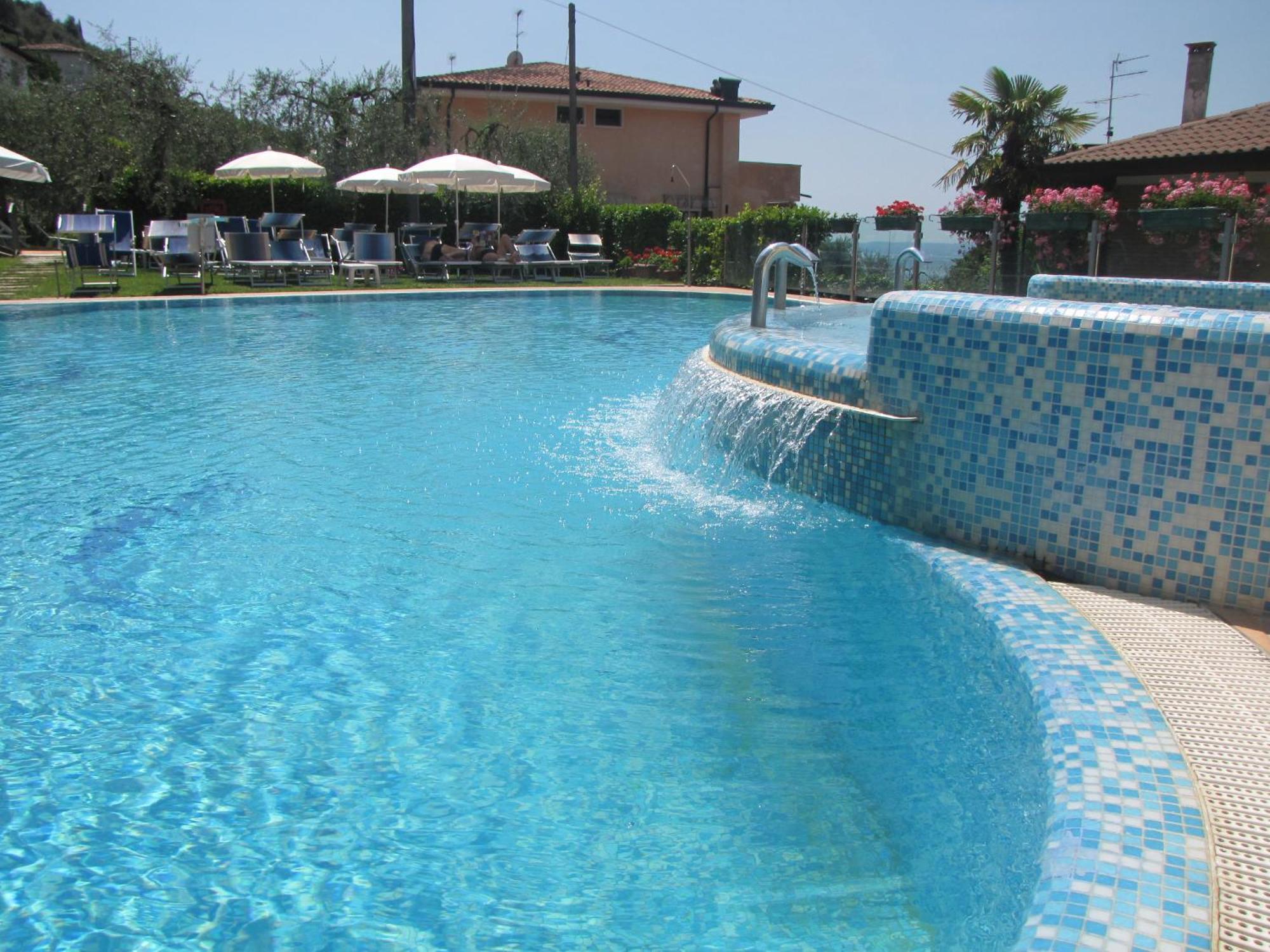Penthouse Casa Alkea Masse Lake View Brenzone sul Garda Εξωτερικό φωτογραφία